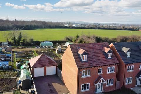 9 New Dawn View, Gloucester, GL1 5PJ