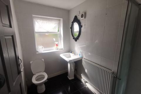 1 bedroom in a house share to rent, Room 3, Gladstone rd, Sparkhill, B11 1LL