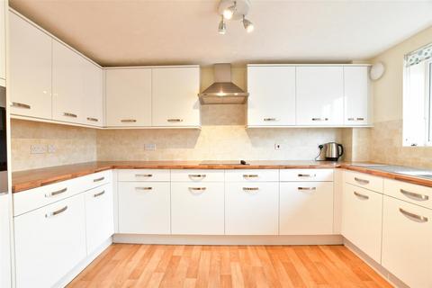 1 bedroom flat for sale, Hall Lane, Chingford, London