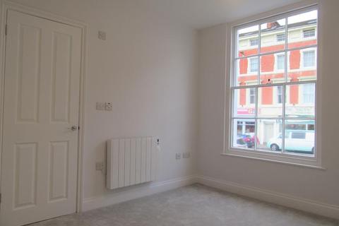 1 bedroom apartment to rent - Foley House, Flat 4, 28 Worcester Road, Malvern, Worcestershire, WR14