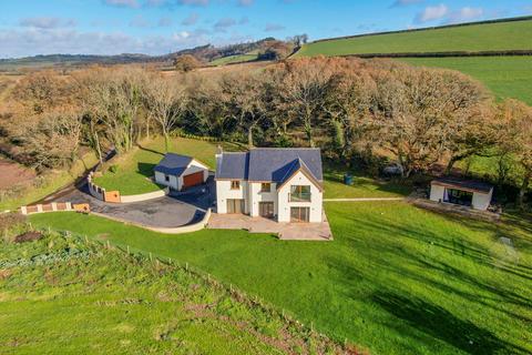 Farm for sale - Llanybri, Carmarthen, Sir Gaerfyrddin, SA33