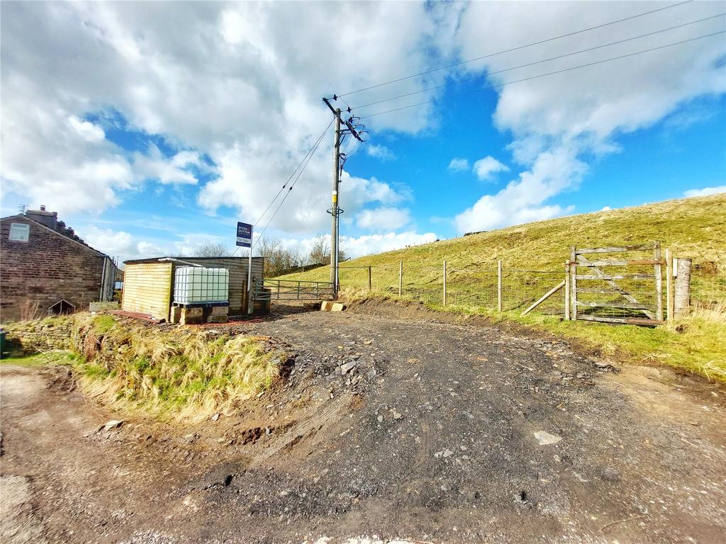 Parking &amp; Rear Land
