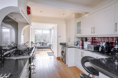 3 bedroom end of terrace house for sale, King Street, Bishop's Stortford, Hertfordshire, CM23