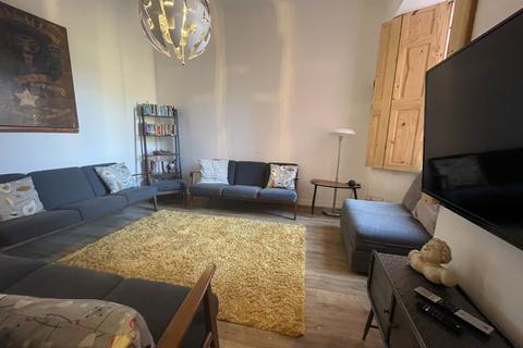 2 bedroom flat for sale - Upper Frog Street, Tenby, SA70
