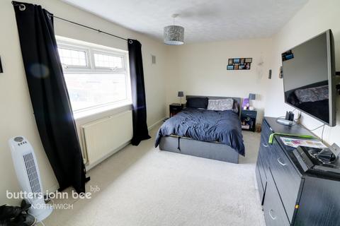 12 Dunster Close, Northwich, CW9 8EW