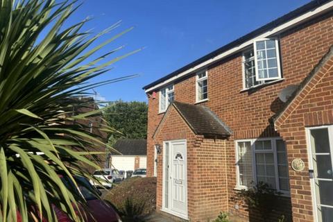 3 bedroom house to rent, 125 Larksfield Englefield Green Egham Surrey