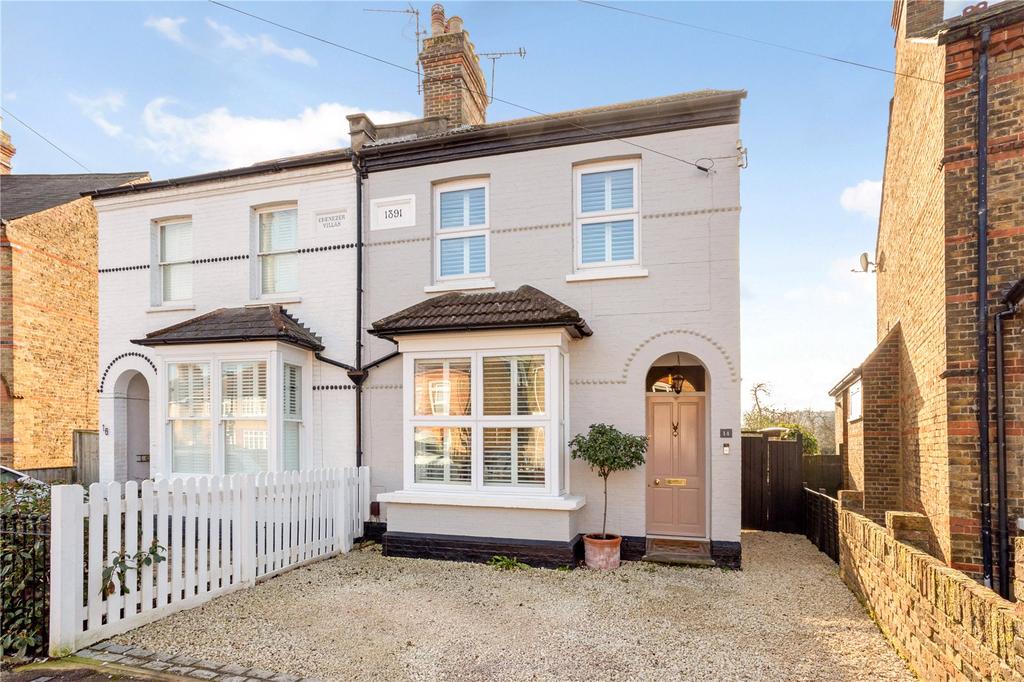 Bolton Road, Windsor, Berkshire, SL4 3 bed semi-detached house - £950,000