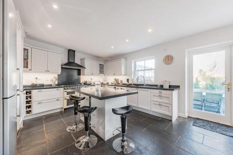 56 Mill Street, Witney, OX28 6DQ