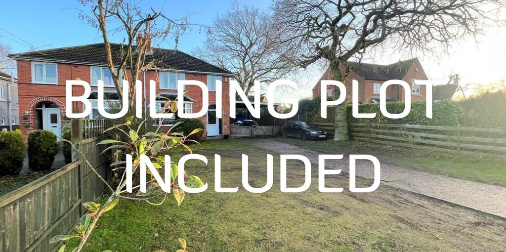 Mill Lane, North Hykeham, LN6 3 bed semidetached house £300,000