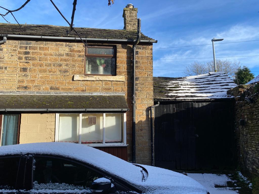 Huddersfield Road, Huddersfield, West Yorkshire, HD8 1 bed terraced