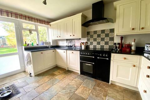 4 Bridge Meadow, Denton, Northampton, NN7 1DA