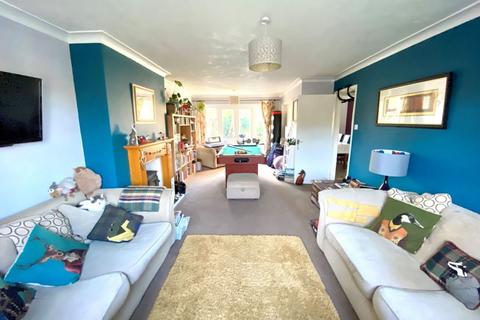 4 Bridge Meadow, Denton, Northampton, NN7 1DA