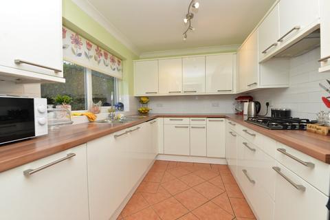 4 bedroom detached house for sale, Ferndale Road, New Milton, Hampshire, BH25