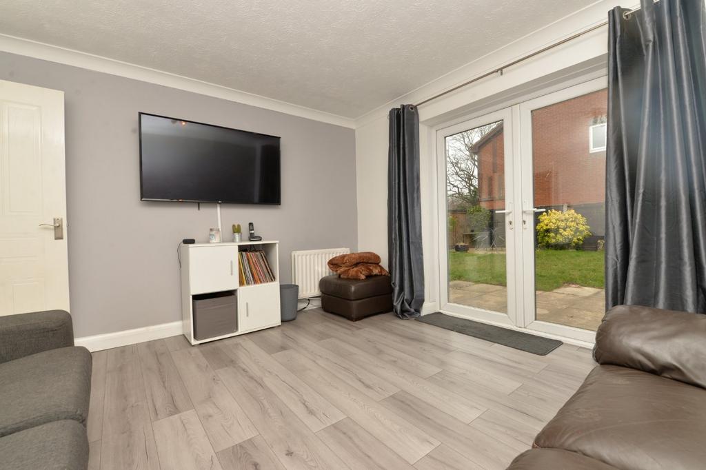 Antler Drive, New Milton, New Milton, BH25 3 bed detached house for