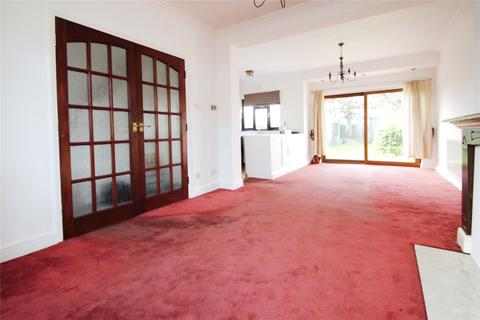 3 bedroom end of terrace house to rent - Beechfield Gardens, Romford, RM7