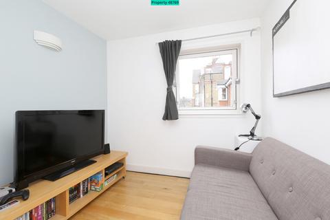 2 bedroom maisonette for sale, Rowan Walk, London, N19 5XL