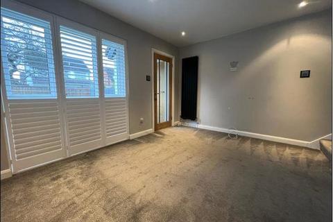 1 bedroom semi-detached house to rent, Sunbury on Thames,  Ashford,  TW15
