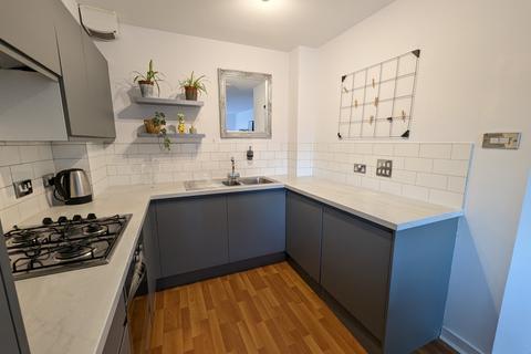 2 bedroom flat to rent - Albion Gardens, Easter Road, Edinburgh, EH7