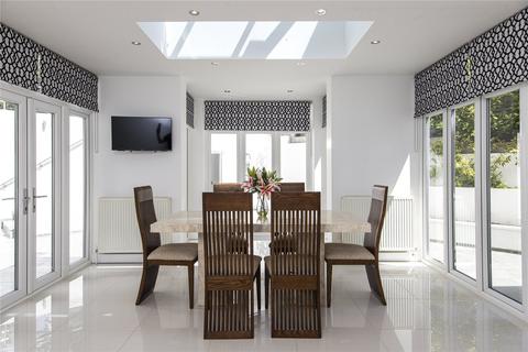 Hedleigh Grange The Downs, Leatherhead, KT22 8LB