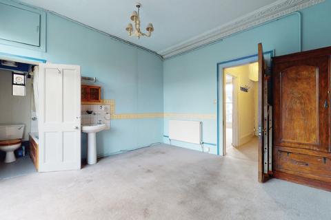 Flat B, 108 Hervey Road, London, SE3 8BX