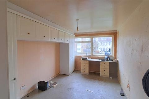 Flat 4, Benwick Court Croydon Road, London, SE20 7SS