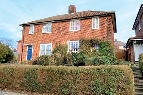 39 Prestbury Square, London, SE9 4LZ