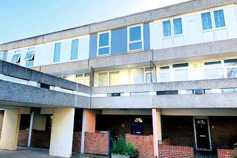 46 Mangold Way, Erith, DA18 4DE