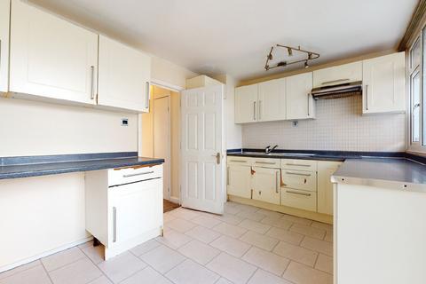 46 Mangold Way, Erith, DA18 4DE