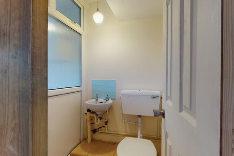 46 Mangold Way, Erith, DA18 4DE