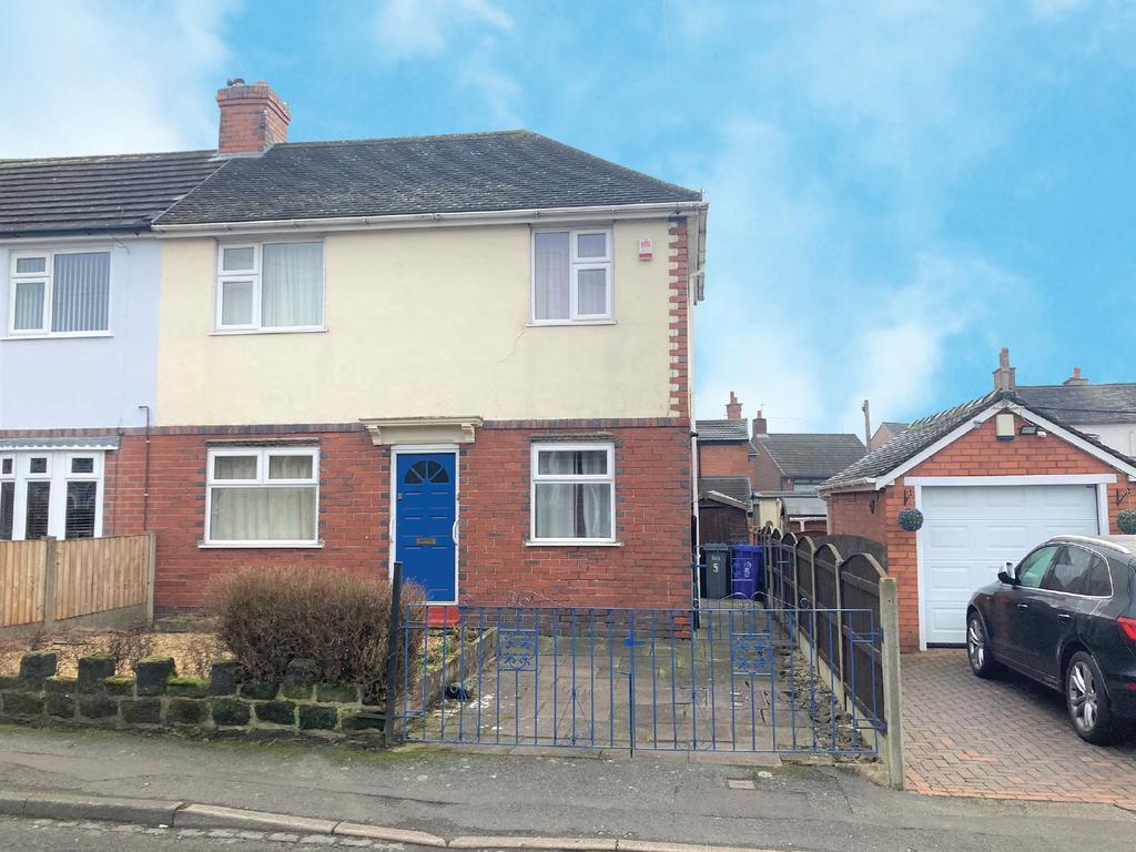 5 Station Grove, StokeonTrent 2 bed semidetached house £60,000