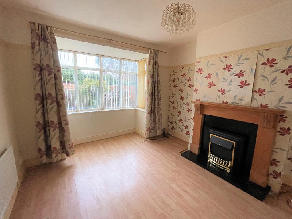 135 Gautby Road, Birkenhead 3 bed semidetached house £30,000