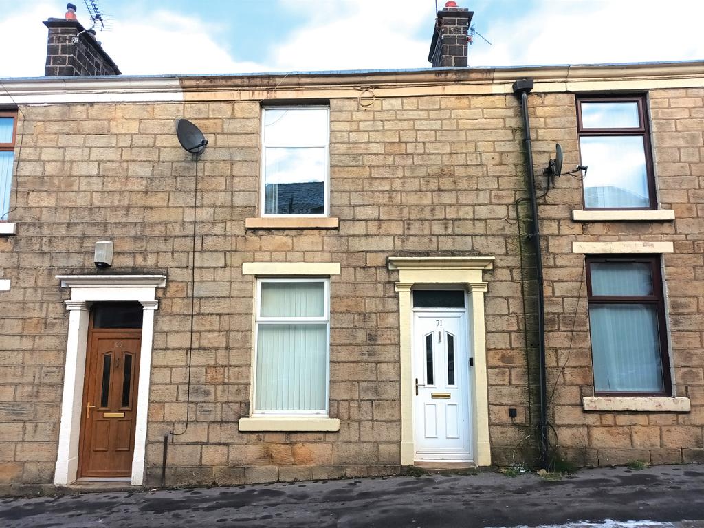 71 Redearth Road, Darwen, Lancashire 2 bed terraced house £10,000