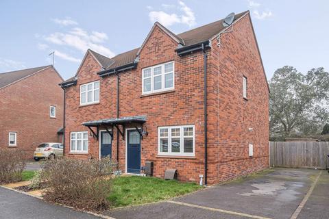 2 bedroom semi-detached house for sale - Hawthorn Grove, Waltham Chase, Hampshire, SO32