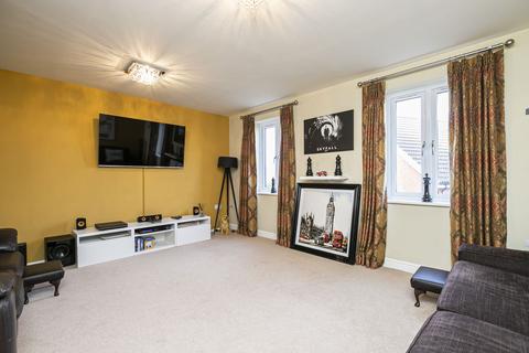 4 bedroom semi-detached house for sale, Brook Road, Buckhurst Hill, IG9