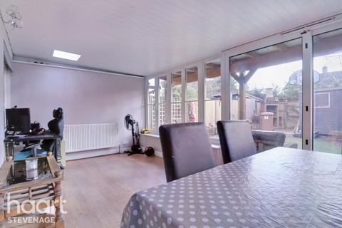 36 Ashdown Road, Stevenage, SG2 8TY