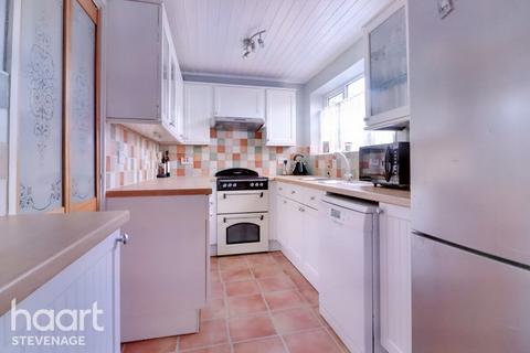 36 Ashdown Road, Stevenage, SG2 8TY