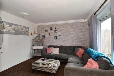 103 Bligh Way, Strood, Rochester, ME2 2XF