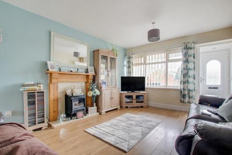 2 bedroom terraced house for sale - Chichester avenue, Netherton, Dudley, DY2