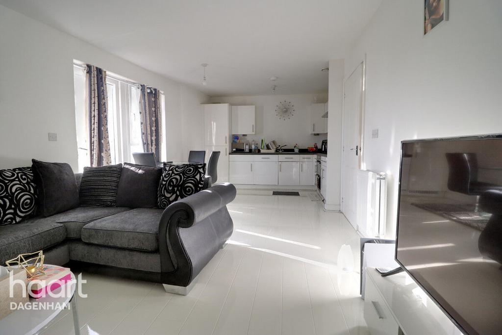 Academy Way, Dagenham 2 bed apartment for sale £270,000