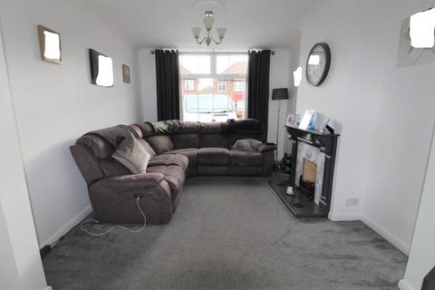 139 Avondale Road, Ipswich, IP3 9LA
