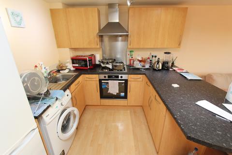2 bedroom flat for sale - Commodore Court, Aspley, Nottingham, NG8
