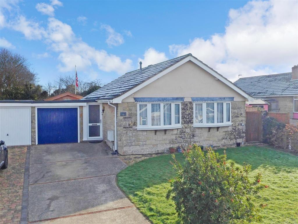 Whitecross Avenue, Shanklin, Isle of... 2 bed detached bungalow £325,000