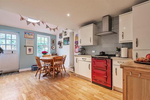 42 Hutton Village, Hutton, Brentwood, CM13 1RU