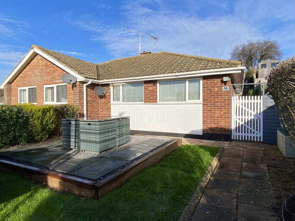 Woodrow Chase, Herne Bay 2 bed semidetached bungalow £315,000