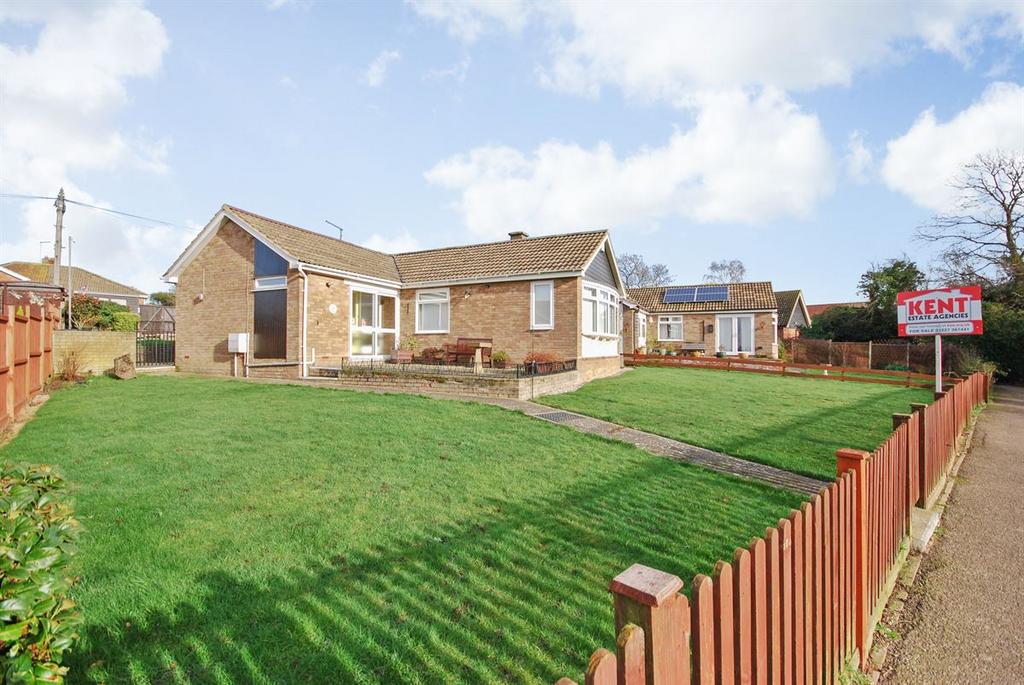Woodrow Chase, Herne Bay 3 bed detached bungalow £399,995