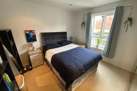 2 bedroom flat to rent, Ellerman Road, City Quay, Liverpool, L3