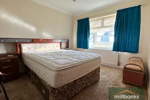 58 Cedar Drive, Attleborough, NR17 2EY