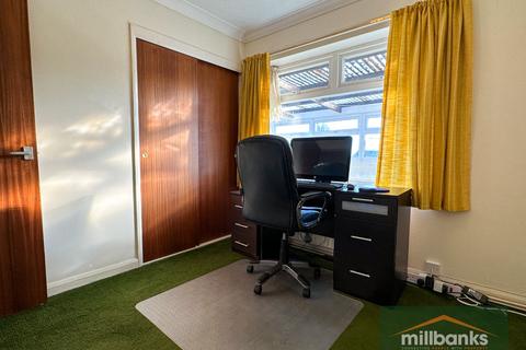 58 Cedar Drive, Attleborough, NR17 2EY