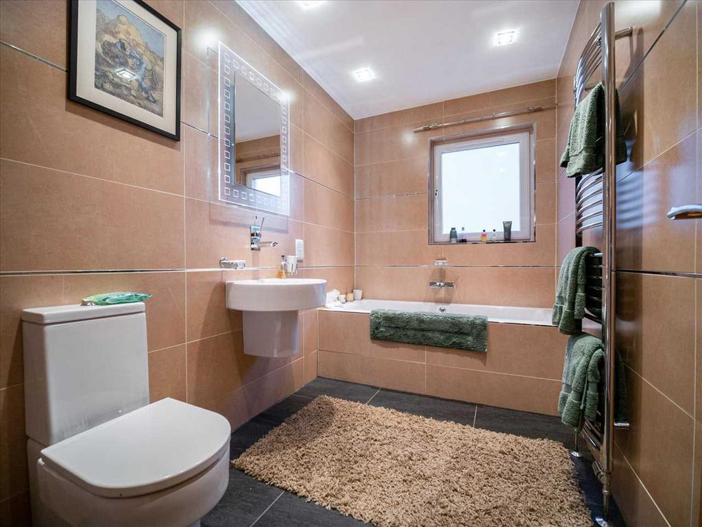 Main Bathroom