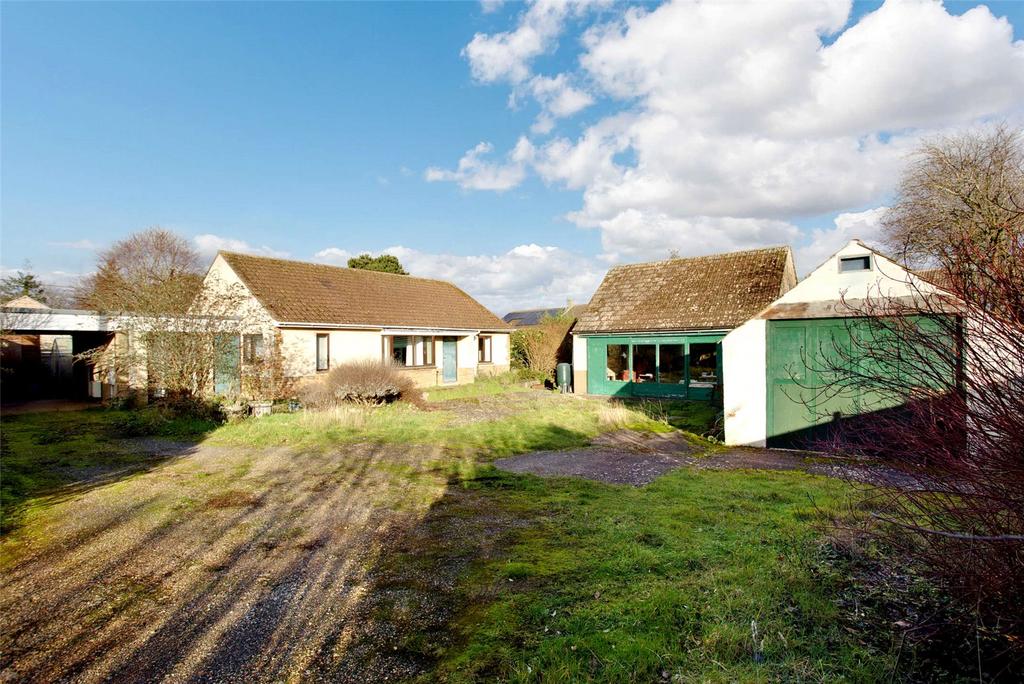 Glapthorn Road, Oundle... 3 bed bungalow - £500,000